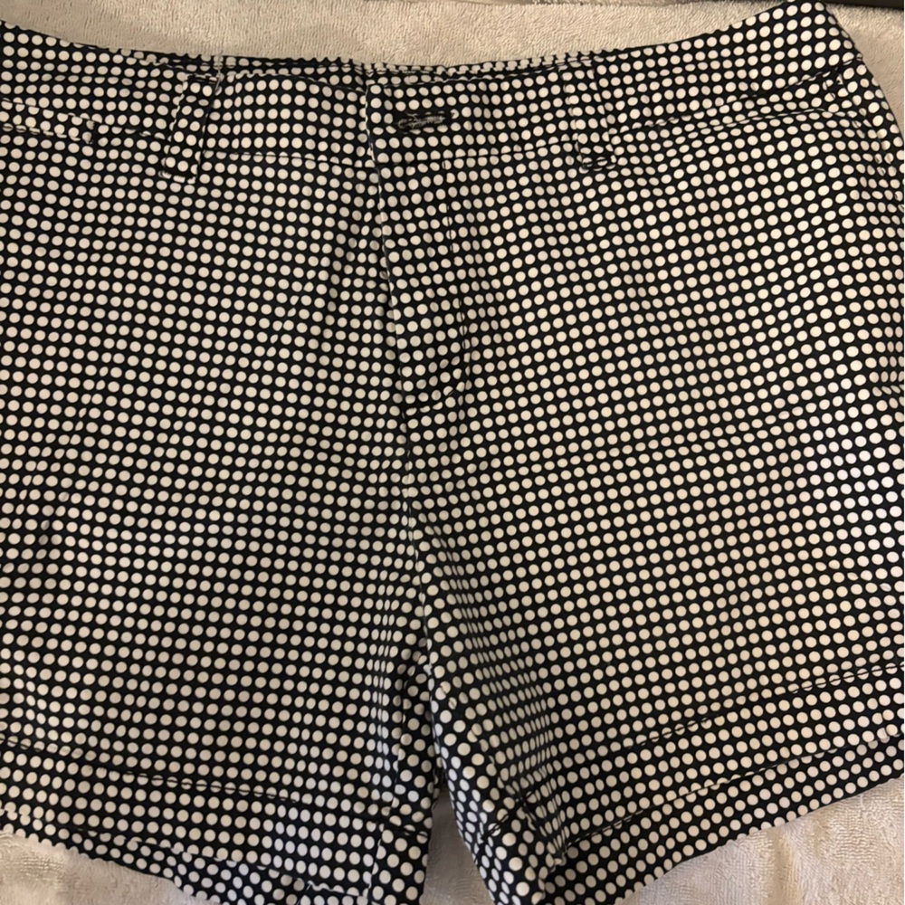 Stylish Black and White Women's Shorts Faded Glory